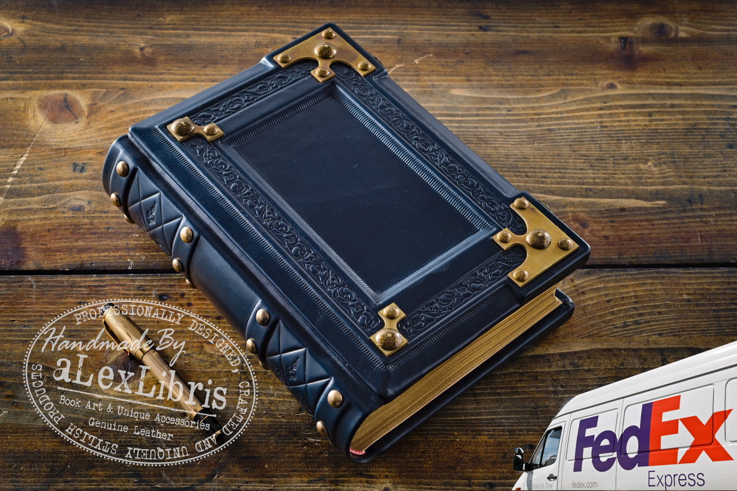 Medieval Leather Journal: Large 8 x 10 Inches, 600 Blank Pages - Delve into the Mystical World with this Enchanting Book of Shadows, Magical Journal, and Traveler Sketchbook