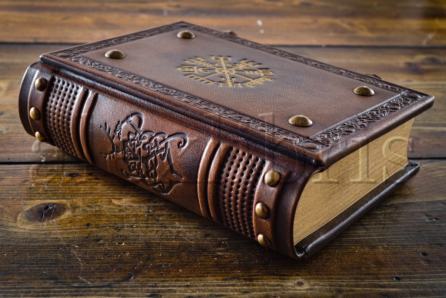 Vegvisir Leather Journal: Large 7.5 x 10 Inches, 600 Blank Pages - Discover the Mysteries of the Viking Age with this Norse-inspired Journal