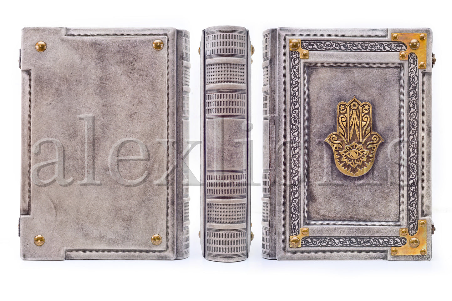 Hand of Fatima's Legacy: Large 10 x 13 Inches, 500 Blank Pages - Unleash Your Imagination and Embrace the Mystical Journey Within