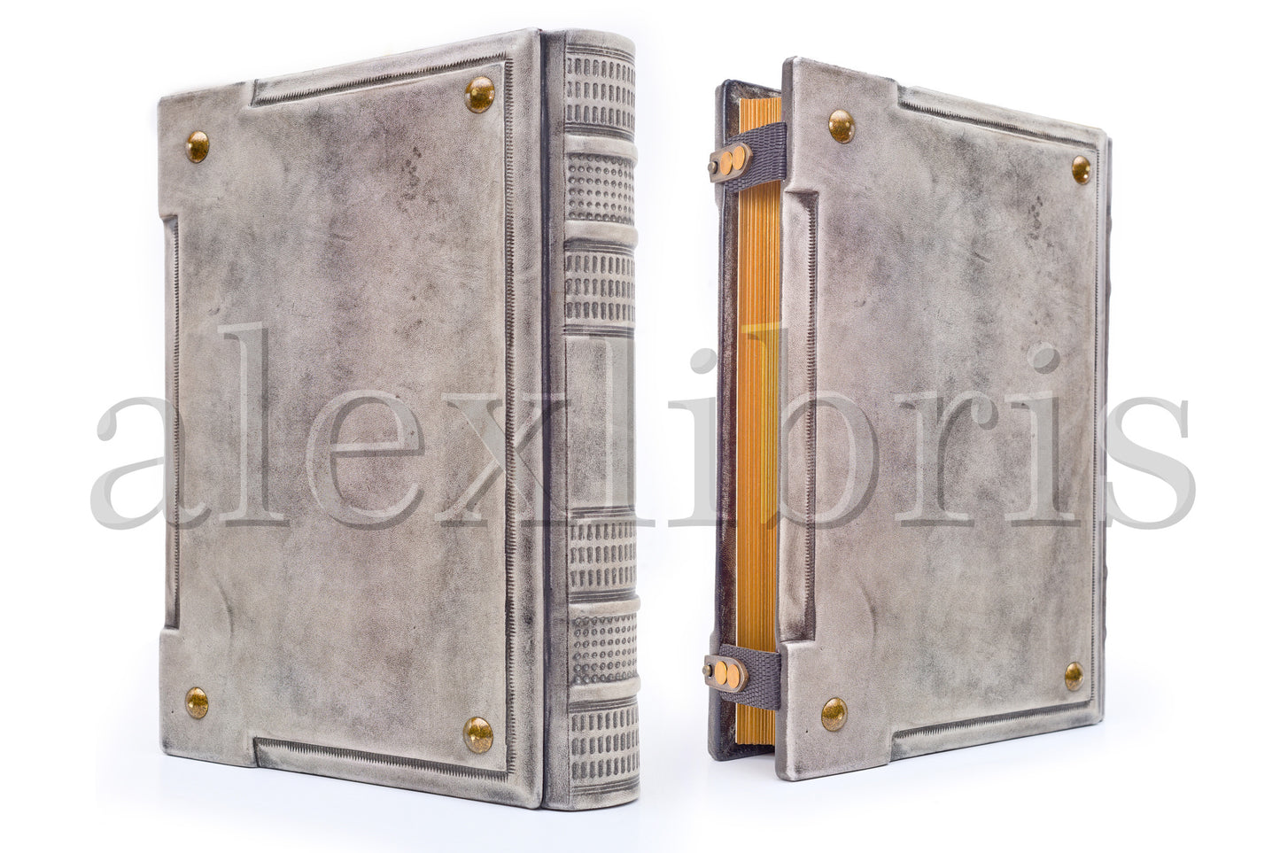 Hand of Fatima's Legacy: Large 10 x 13 Inches, 500 Blank Pages - Unleash Your Imagination and Embrace the Mystical Journey Within