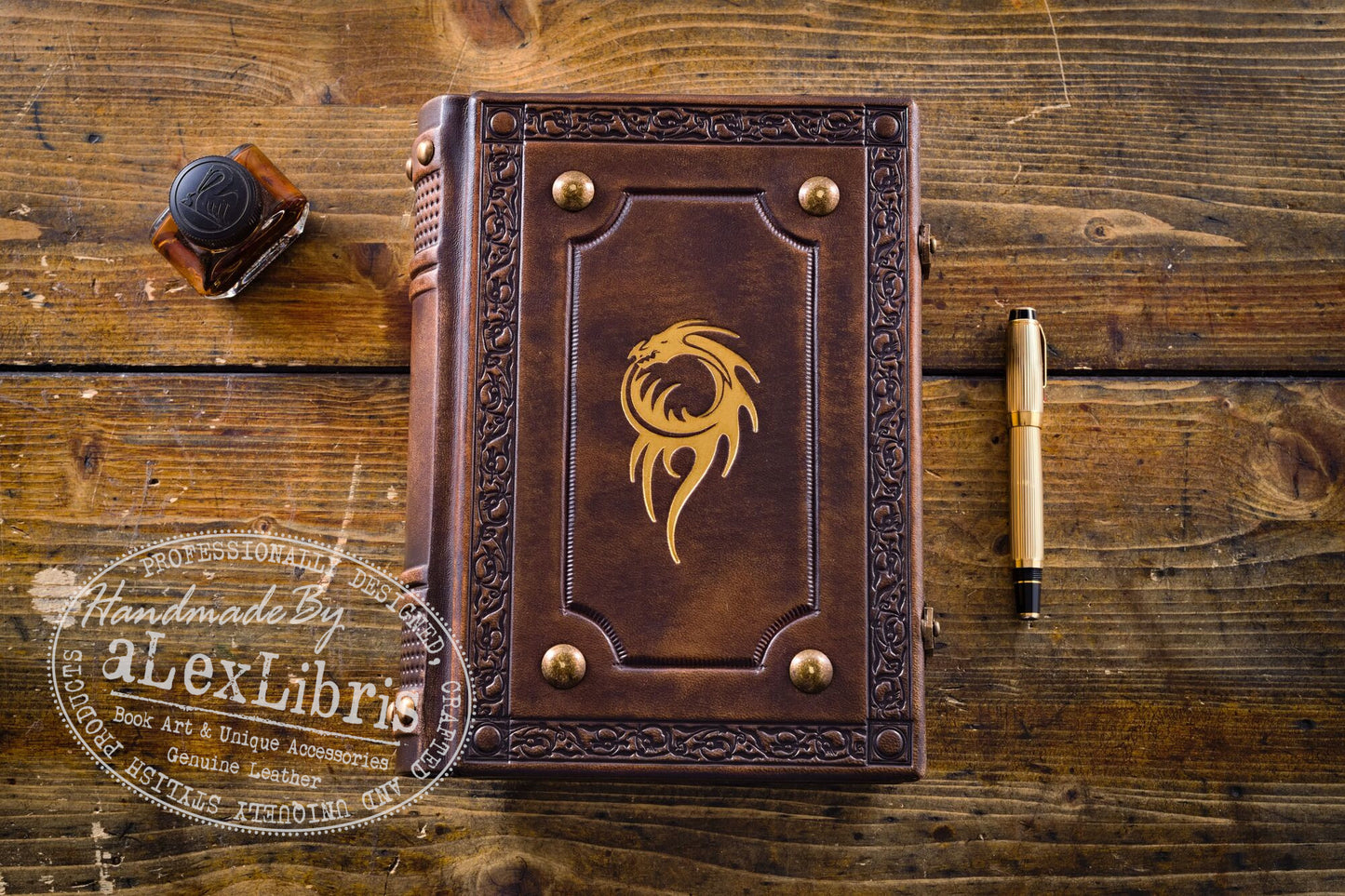 Dragon Leather Journal: Large 7.5 x 10 Inches, 600 Blank Pages - Ignite Your Imagination with this Antiqued Leather Journal