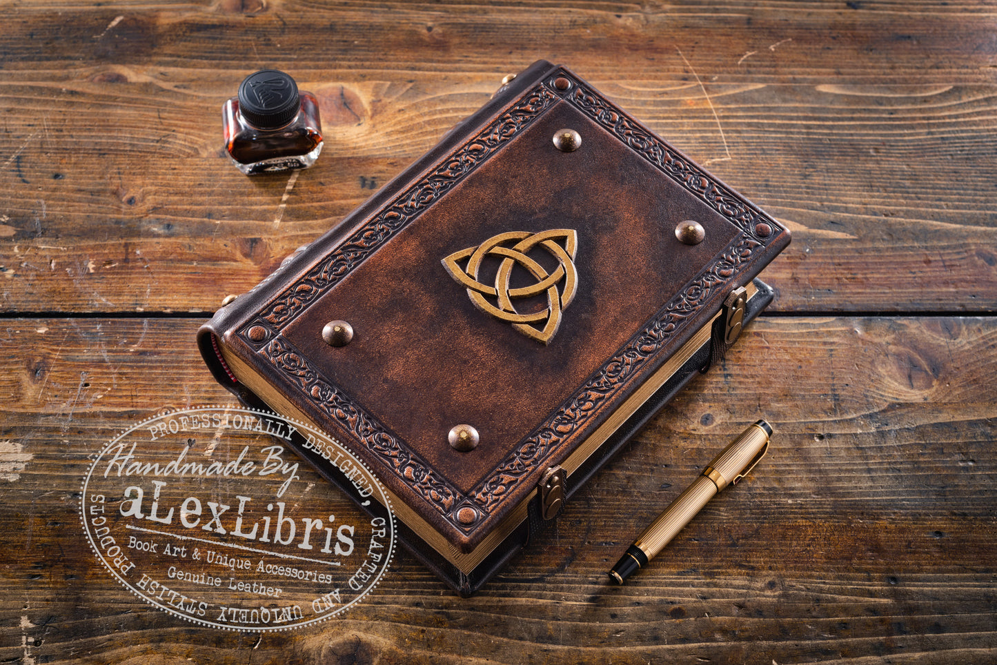 Triquetra Leather Journal: Large 7.5 x 10 Inches, 600 Blank Pages - Embark on a Mystical Journey with this Antiqued Leather Journal