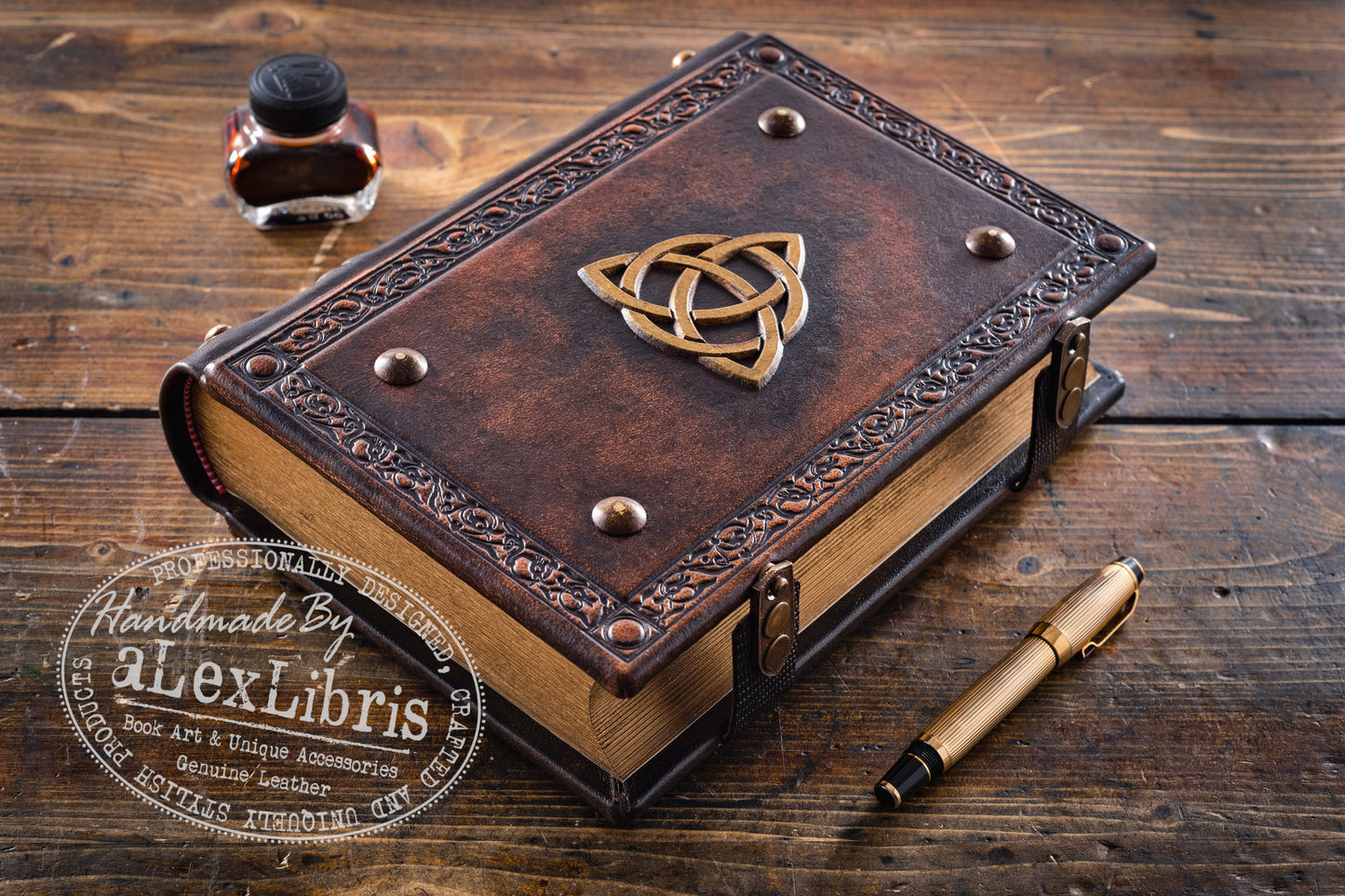 Triquetra Leather Journal: Large 7.5 x 10 Inches, 600 Blank Pages - Embark on a Mystical Journey with this Antiqued Leather Journal