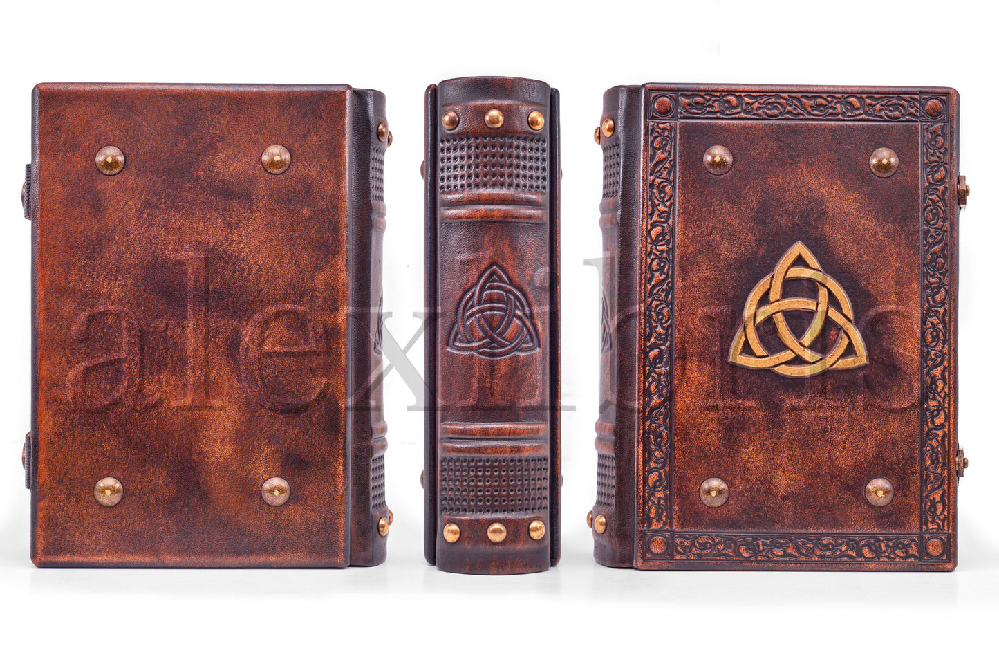 Triquetra Leather Journal: Large 7.5 x 10 Inches, 600 Blank Pages - Embark on a Mystical Journey with this Antiqued Leather Journal