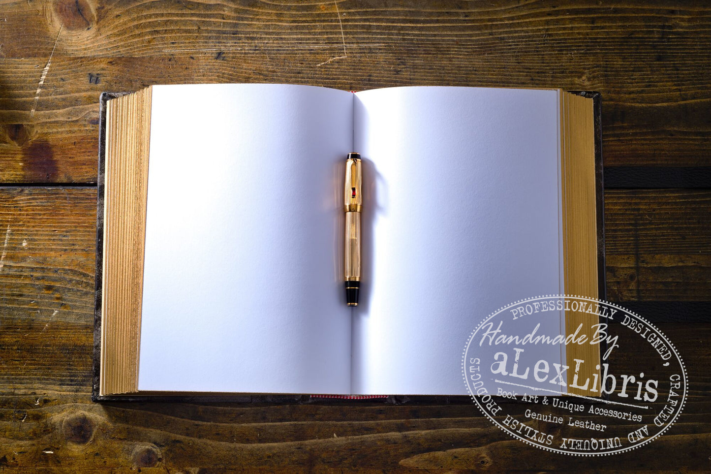 Belted Secrets: 8 x 10 Inches, 600 Blank Pages - Unveiling Mysteries with a Strap Closure