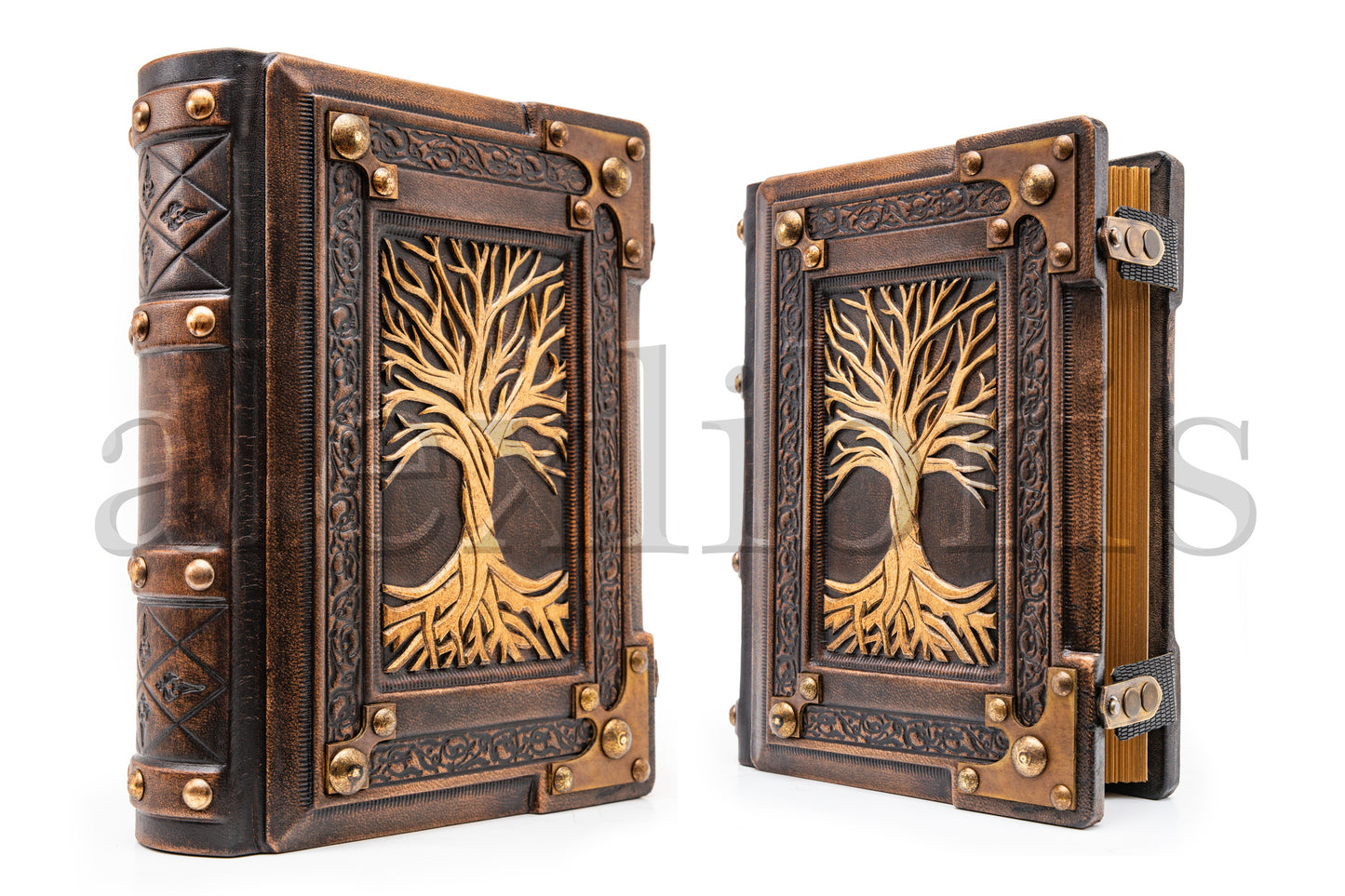 Tree of Life Leather Journal: Large 8 x 10 Inches, 600 Blank Pages, Medieval Style - A Pinnacle of Wisdom and Growth