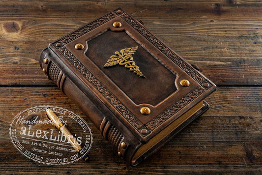 Caduceus Leather Journal: Large 7.5 x 10 Inches, 600 Blank Pages - Embrace the Eternal Cycle with this Antiqued Leather Journal