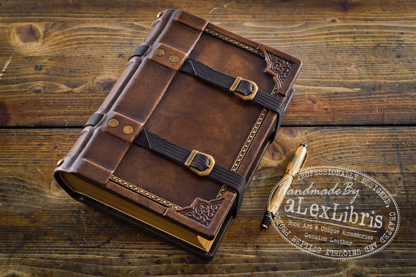 Belted Secrets: 8 x 10 Inches, 600 Blank Pages - Unveiling Mysteries with a Strap Closure