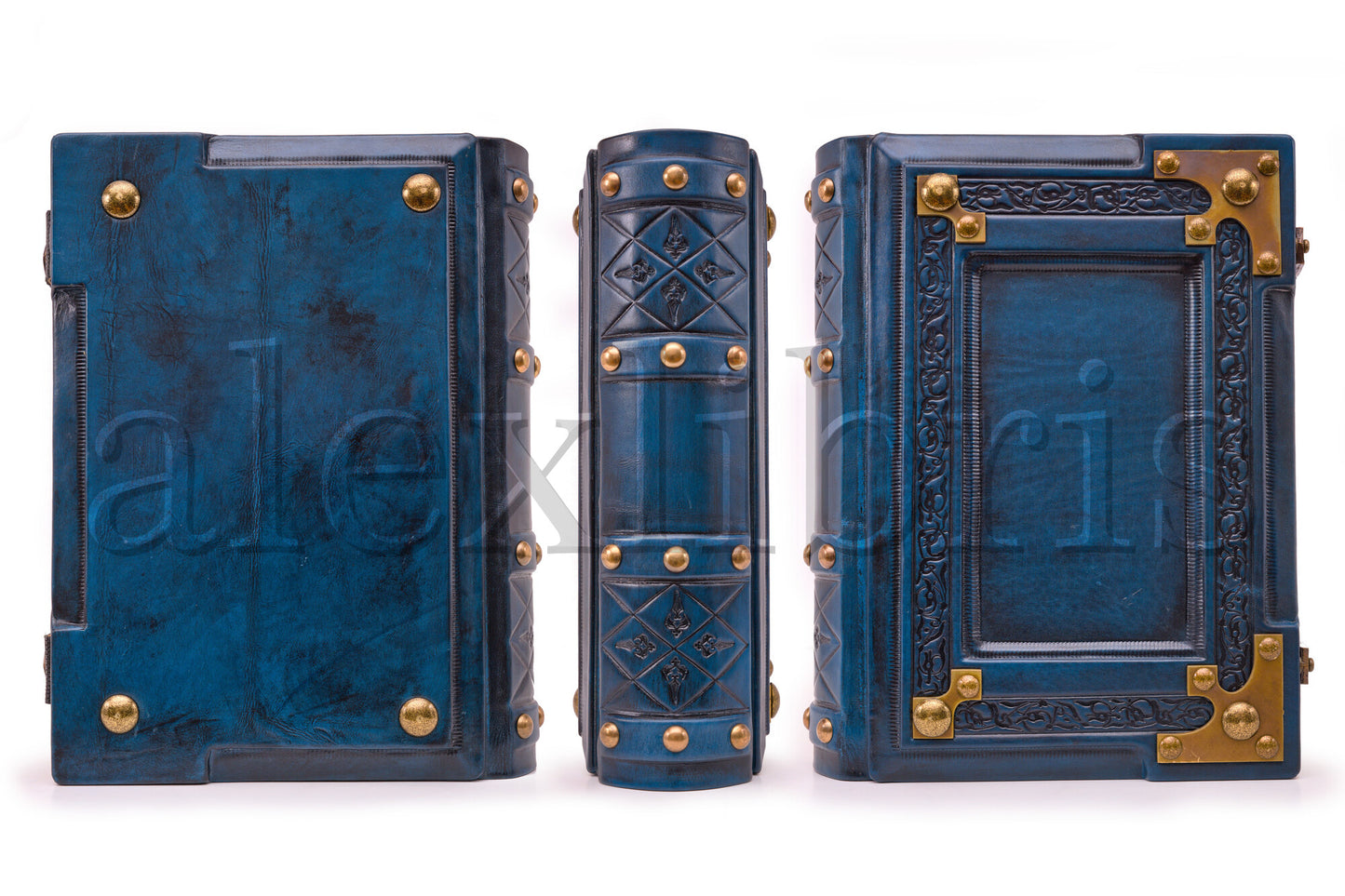 Medieval Leather Journal: Large 8 x 10 Inches, 600 Blank Pages - Delve into the Mystical World with this Enchanting Book of Shadows, Magical Journal, and Traveler Sketchbook