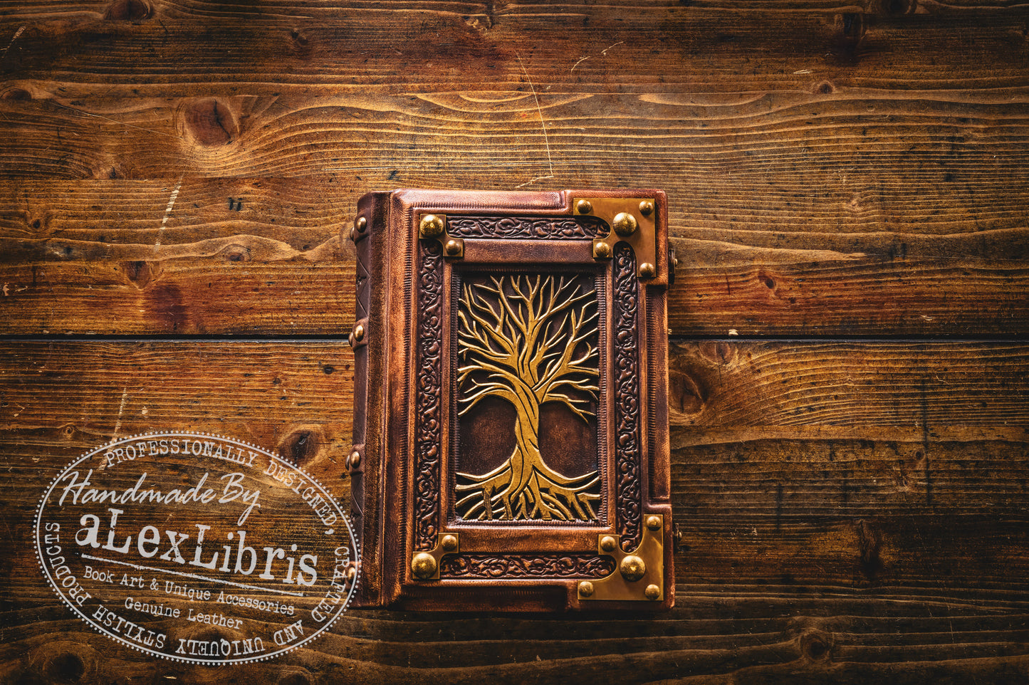 Tree of Life Leather Journal: Large 8 x 10 Inches, 500 Blank Pages, Medieval Style - A Pinnacle of Wisdom and Growth
