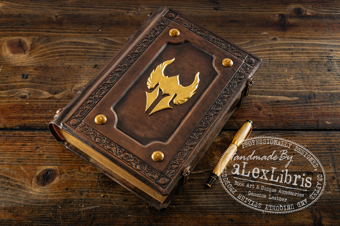DnD Paladin leather journal - 7.5" x 10" - Magician book - Blank book - Leather journal - Traveler sketchbook