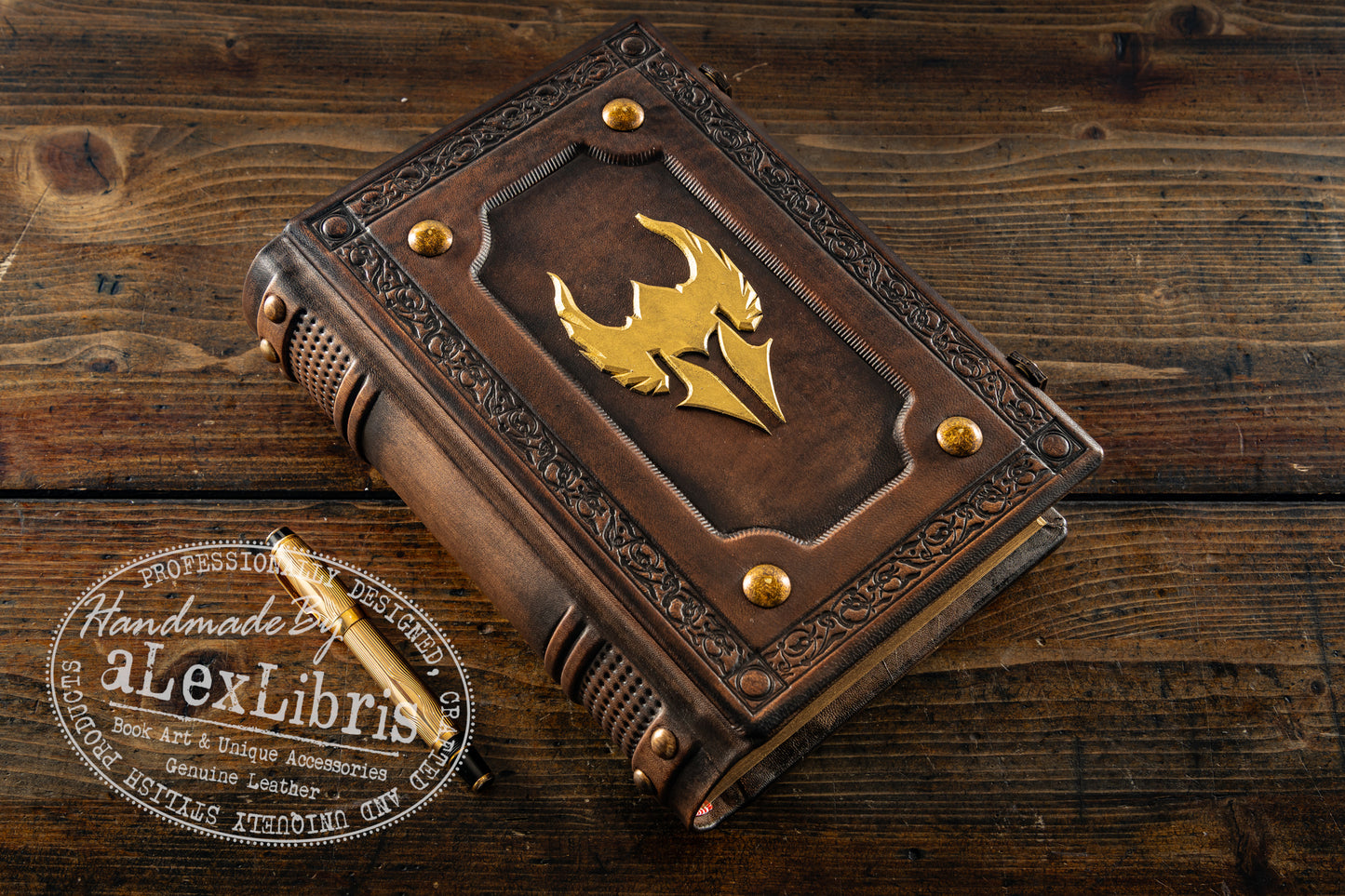 DnD Paladin leather journal - 7.5" x 10" - Magician book - Blank book - Leather journal - Traveler sketchbook