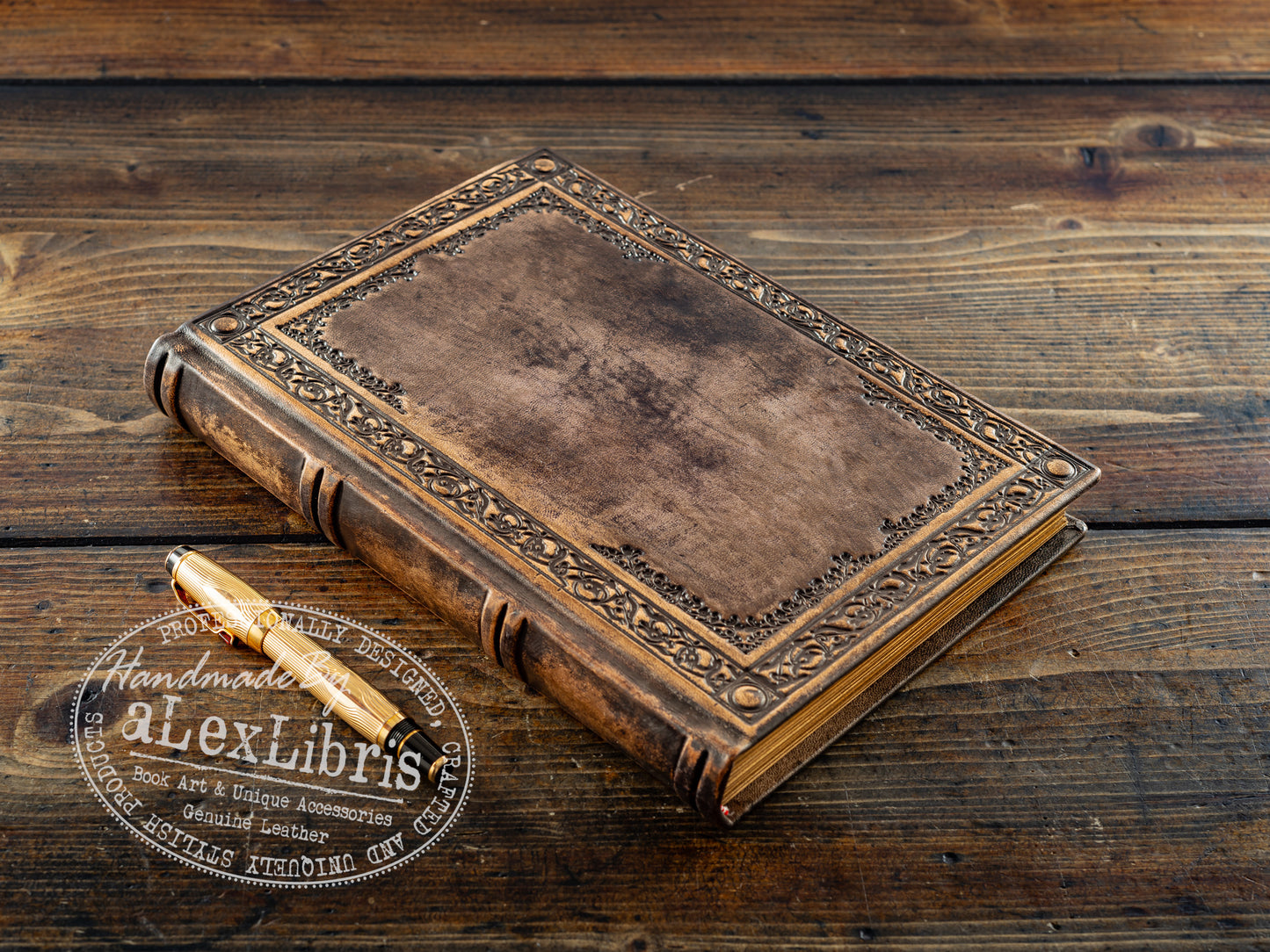 Elegant Leather Agenda: Large 8 x 10 Inches, 260 Blank Pages - Organize Your Days with Style and Elegance in this Antiqued Leather Journal